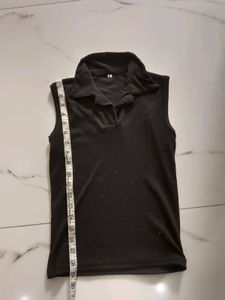 Fitted Black Sleeveless Top