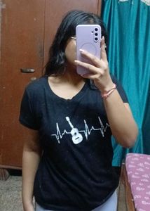 Guitar Graphic Tee