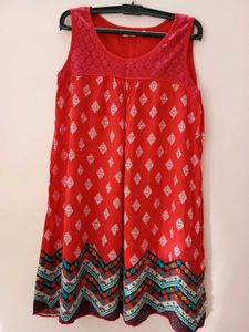Sleeveless Short Kurta