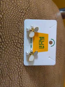 Cute Pearl &amp; Leaf Earrings