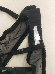40C Black Lace Bra
