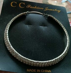 Sparkling necklace