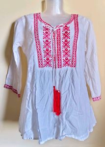 BOGO🎁Buy One Get 1 Free🎁Embroidered Peasant Top