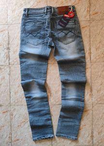 Men&#39;s Grey Denim Jeans