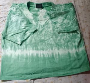 Short Tops And Tunics