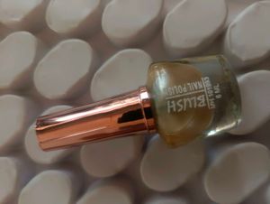 BEIGE COLOUR NAIL POLISH