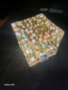 Flower Garden Cube