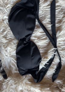 Black twisted Bikini Top