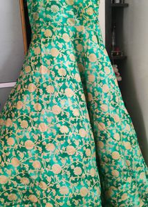 Like New Party Wear Gown With Slug