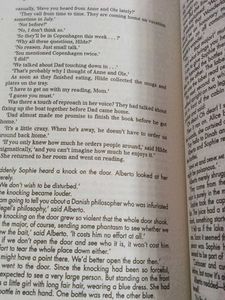 Sophie&#39;s World - 20th Anniversary Edition