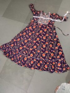 Gown  Saez  Xl