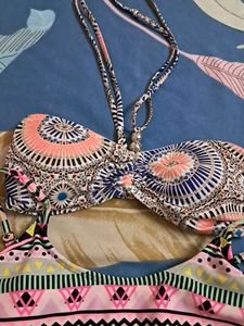 Combo Of Four  Padded  Hnm Bra N Panty
