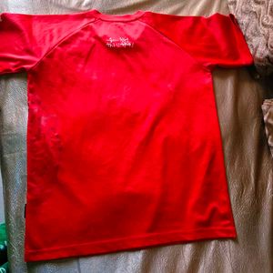 🛍️ Red &#39;The Shouts&#39; T-Shirt ⭐⭐⭐⭐⭐