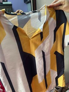 Geometric Print Top