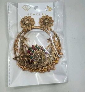 Elegant Golden Hoop chandbali Earrings