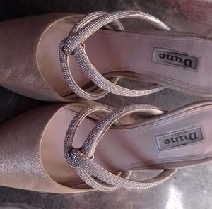 Dune Sandal - Pencil Heel