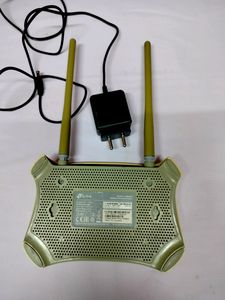 TP-link  300Mbps Wireless N Speed With Charger