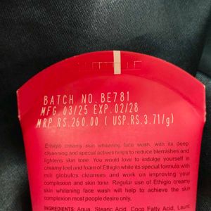 Uthiglo Face Wash