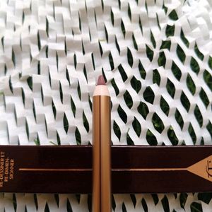 Charlotte Tilbury The Lip Cheat