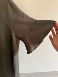 Green Textured Top Flare Sleeve