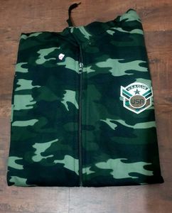 Camouflage Print Zip-Up Hoodie