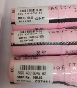 Avon Brand New Simply Pretty Lipsticks Set Of 3