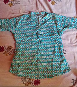 Stylish Blue Printed Tunic Top. used only one time