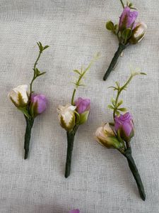 16 Combo Boutonniere