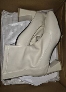 Lulu&sky Beige Heeled Boots