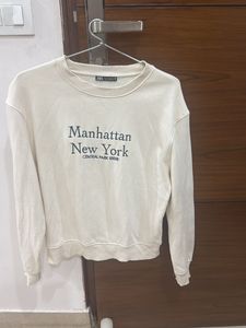 Zara Manhattan Sweatshirt