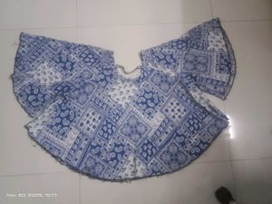 Stylish Blue Print Top