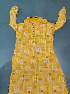 L Rangmanch Kurti