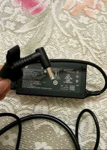HP LAPTOP CHARGER NEW AND ORIGINAL 65 WATT