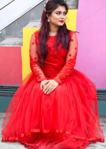 DROPPED 💯 Red Flared Gown..❤️🍒