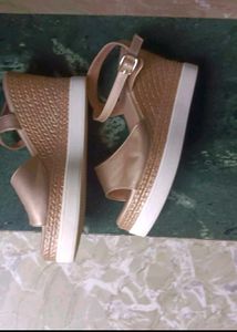 Beautiful Lightweight Wedges Heels