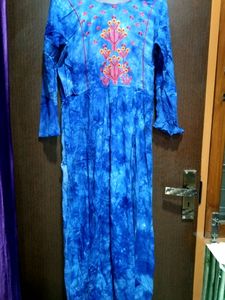 Blue Embroidery Kurti 🔷