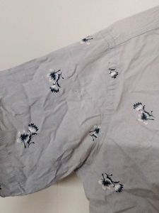 Used Zeus M Size Shirt Half Hands Floral