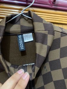 Coffee chain Top
