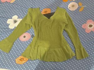 Baby doll Sweater Top With Long Sleeves
