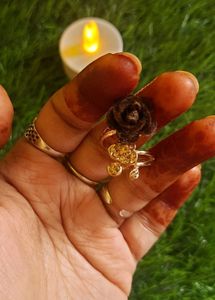 Brown Rose Adjustable Ring🤎
