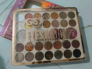 GS7 Eyeshadow Palette