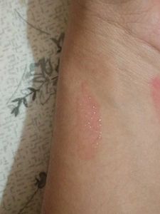 Hydra Gloss Lip Oil Non-Sticky Plums Lis