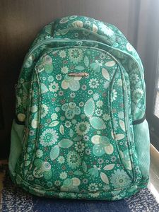 Flower Print Bagpack