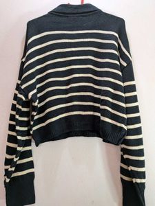 Striped Knit Sweater  💚