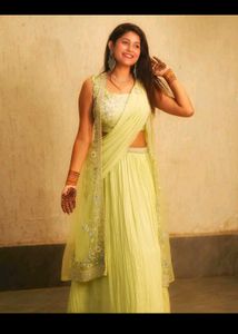 Designer Lehnga Wid Shrug....Very Unique Lehng