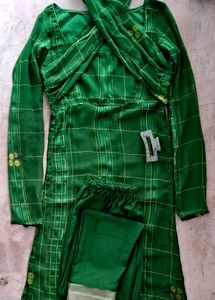 Slylish Green Checkered Kurta Set💚💚💚