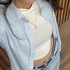 Trendy Light Wash Jeans