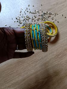 Kundan Bangles