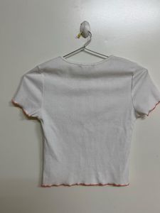 Peachy Graphic Crop Top