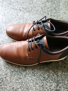 MAX Brown Casual Shoes
